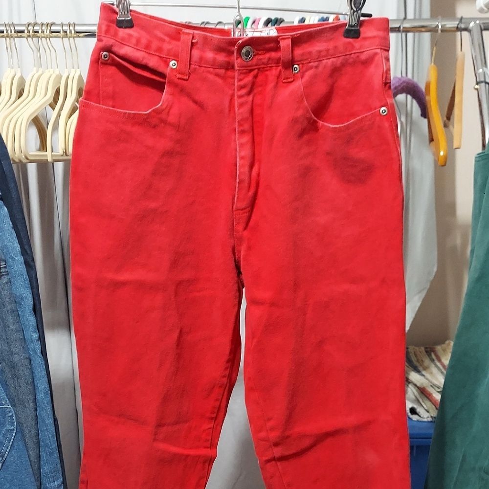 Beverly Hills B.H.D.C. size 11/12 vintage high waist red jeans invw336